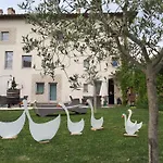 Aruch Apartahotel