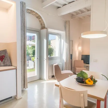 Aparthotel Aruch 4*