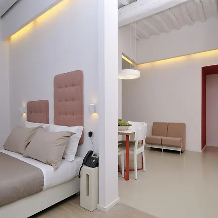 Aruch Apartahotel 2*